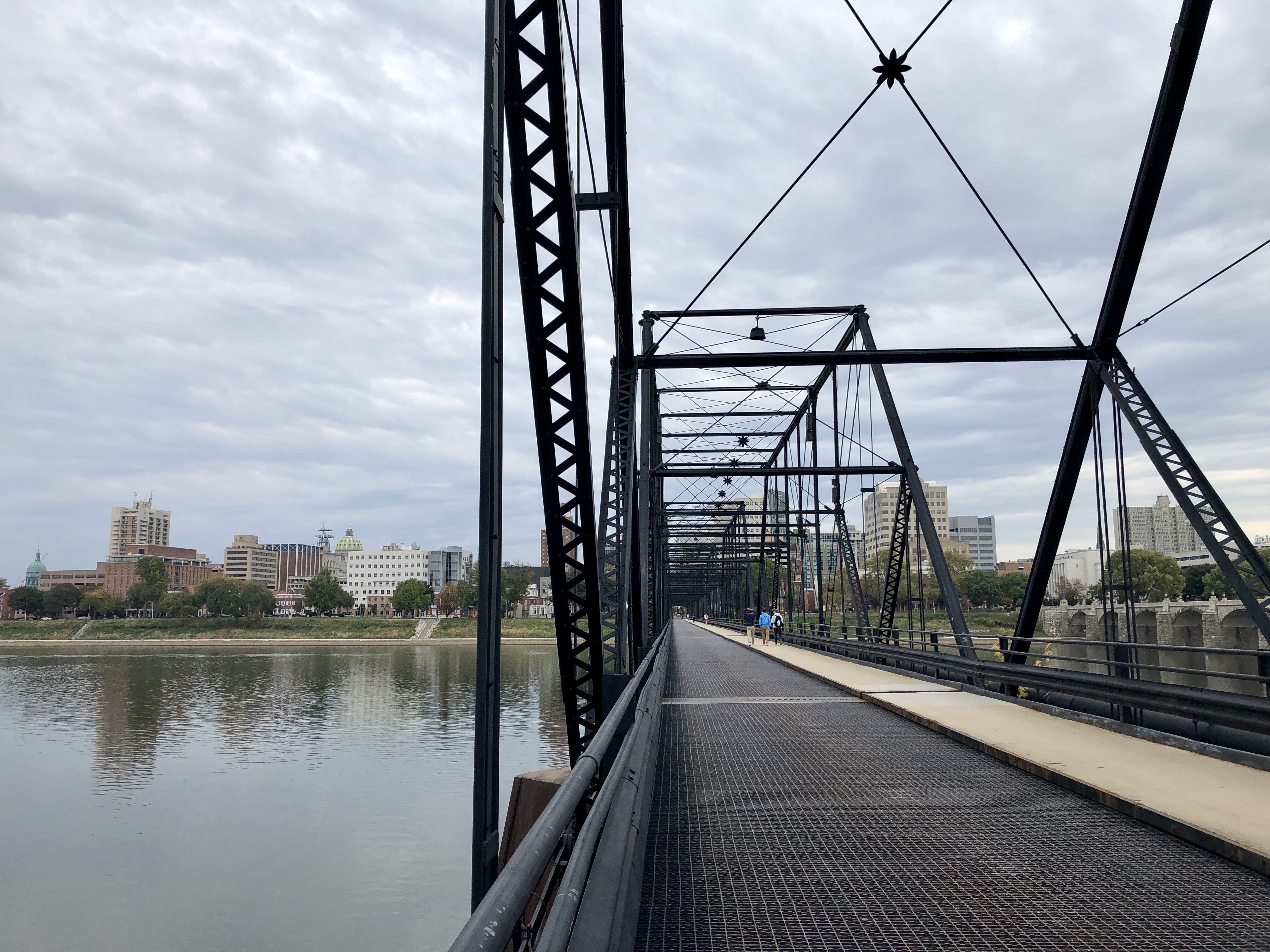 Walnut Street (pedestrian) Bridge
